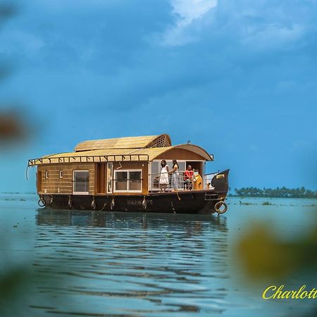 Hotel Charlotte Cruise House Boat Alappuzha Exterior foto
